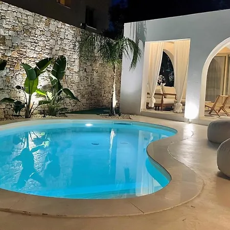 Villa Byblos Aria-the Sea Side Luxury *