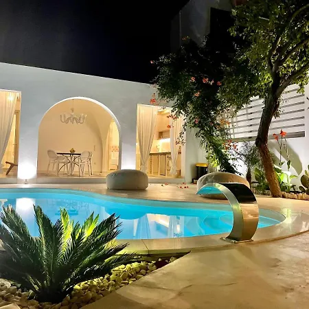 Byblos Aria-the Sea Side Luxury Villa Skala Sotiros