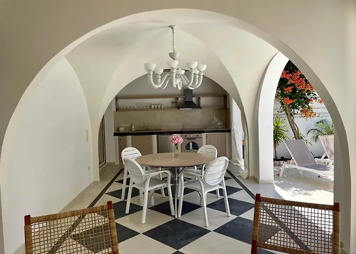 Byblos Aria-the Sea Side Luxury * 스칼라소티로스