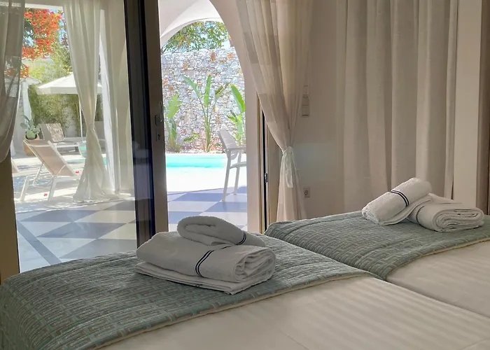 Byblos Aria-the Sea Side Luxury 스칼라소티로스